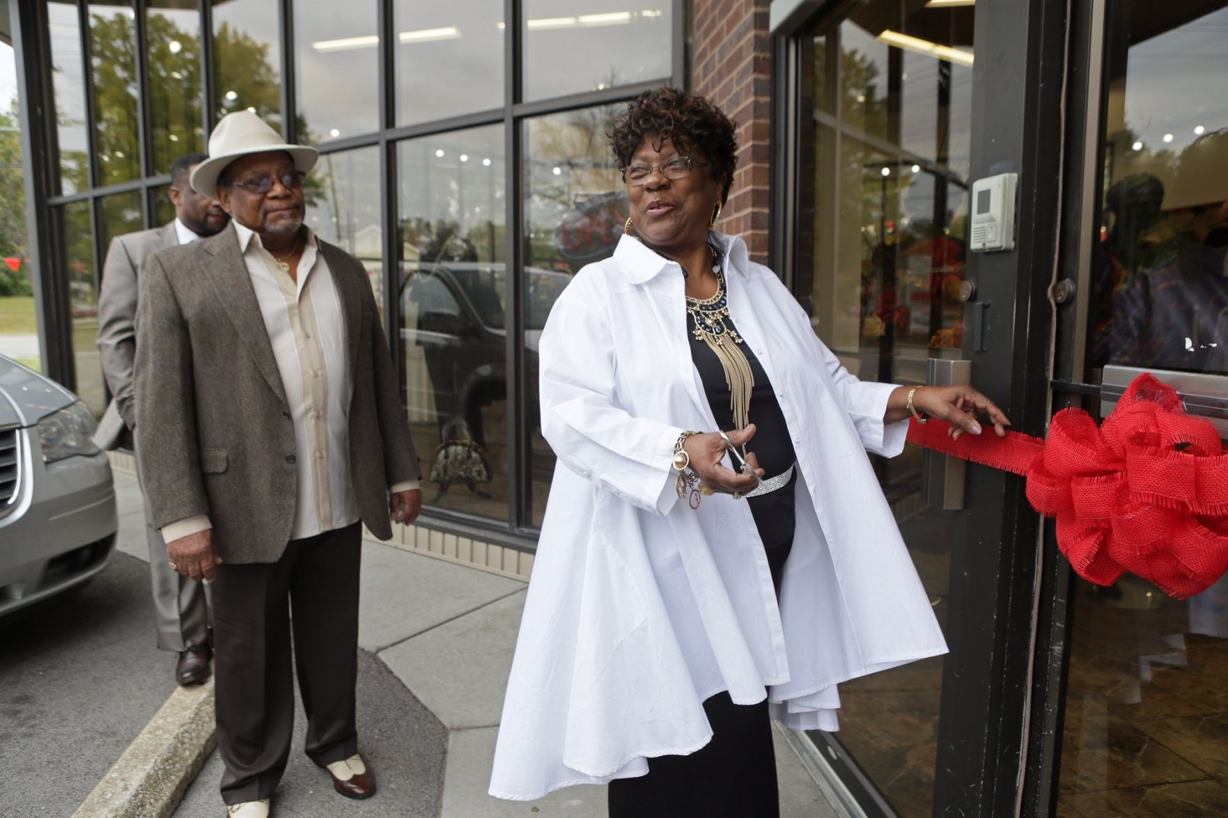 Grand re-opening of Juanita's Fashions R Boutique